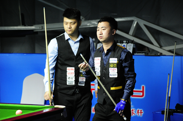 只有保持随 只有保持随