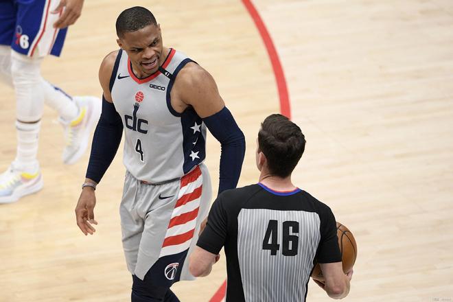 添了一把火 添了一把火