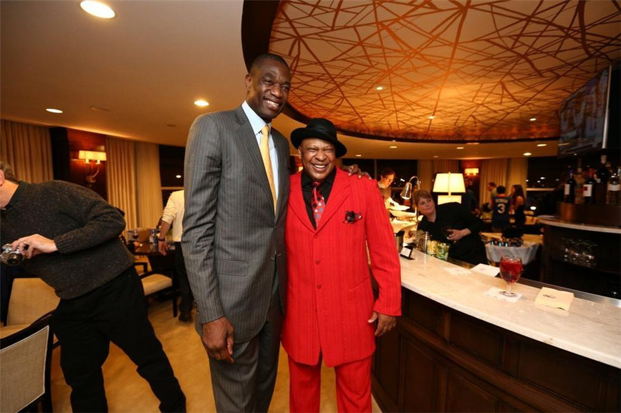 个充满激情 个充满激情