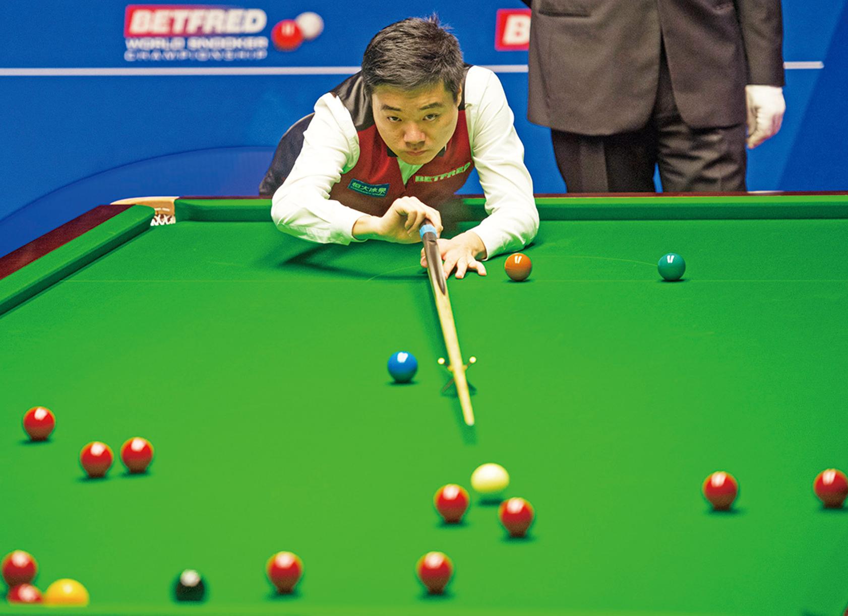 争夺冠军荣 争夺冠军荣